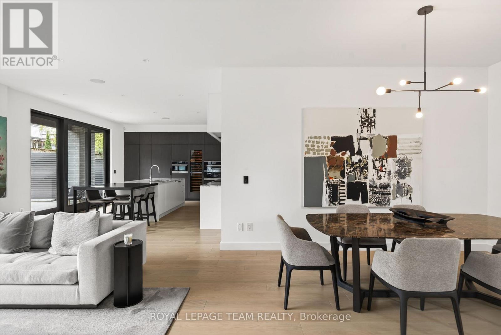 511 FRASER AVENUE - 14