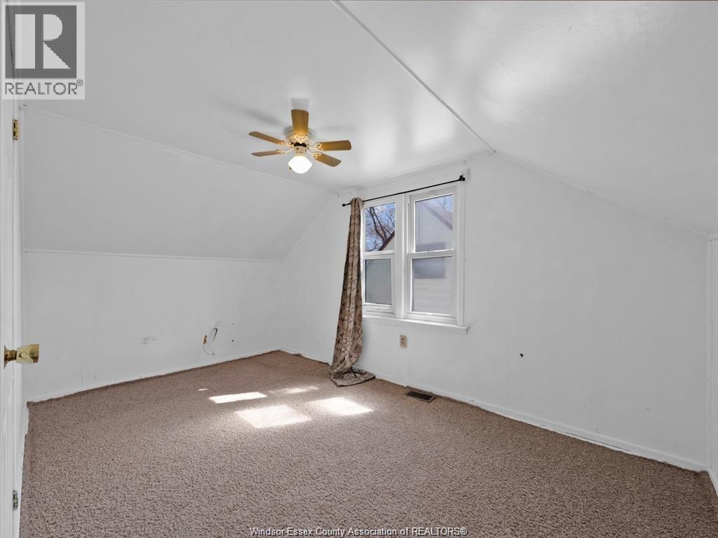 1205 OAK AVENUE, Windsor, Ontario, N8X2B2 — Photo 23