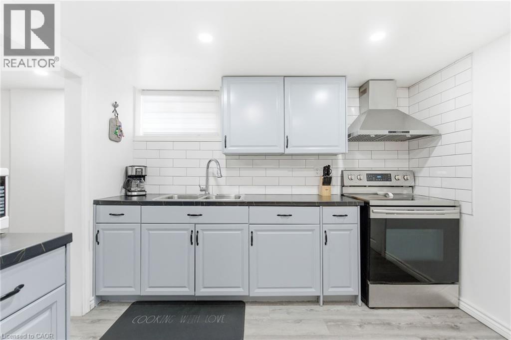 18 FERRIE Street W, Hamilton, Ontario, L8L1C5 — Photo 5