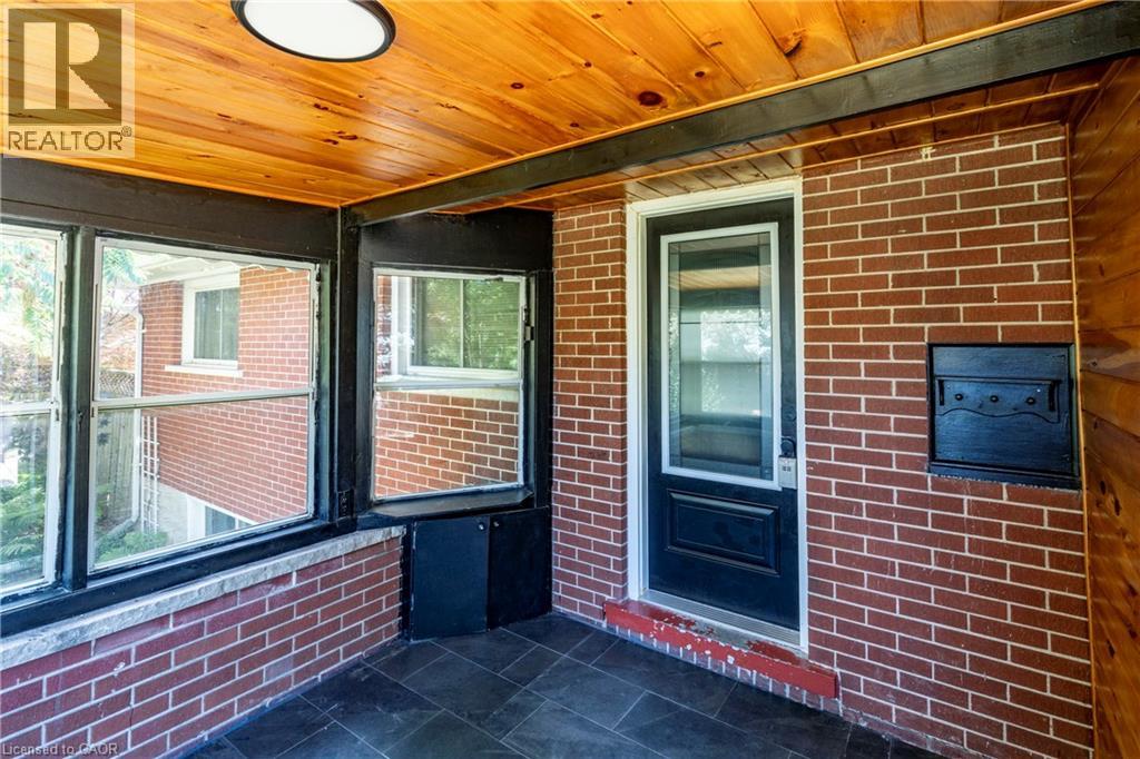 104 BONIFACE Avenue, Kitchener, Ontario, N2C1L9 — Photo 11