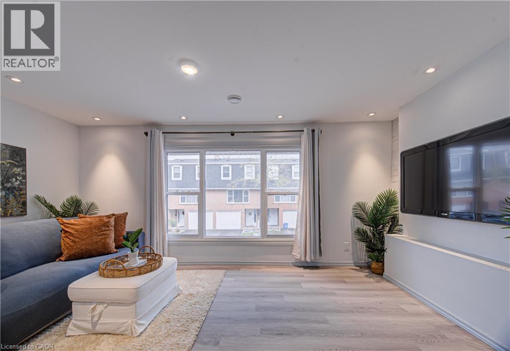 100 BLUEVALE Street N Unit# 22, Waterloo, Ontario, N2J4M9 — Photo 30