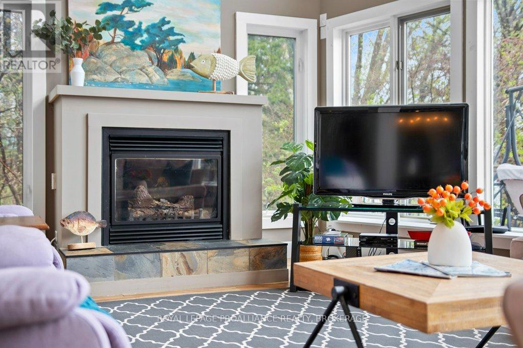 243 LEONE'S COVE LANE - 11