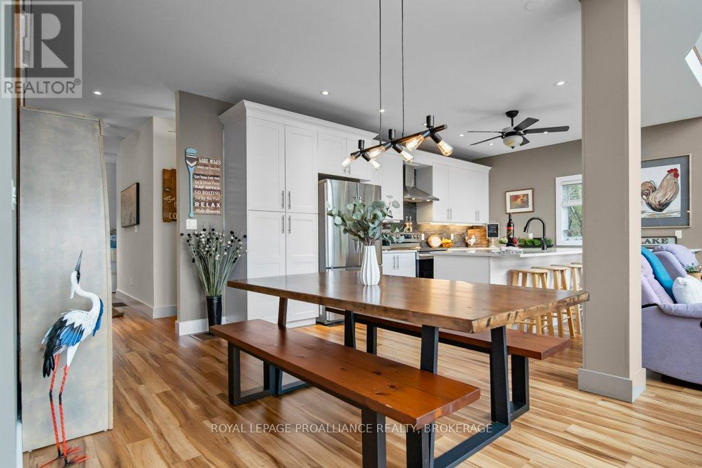 243 LEONE'S COVE LANE - 12