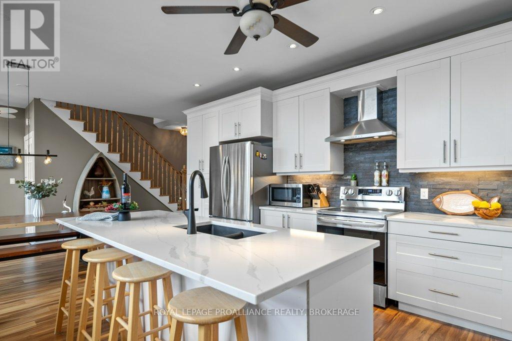 243 LEONE'S COVE LANE - 17