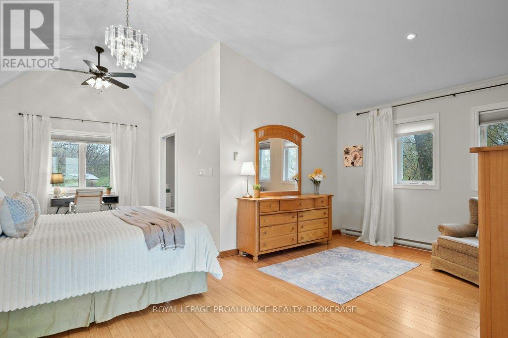 243 LEONE'S COVE LANE - 31