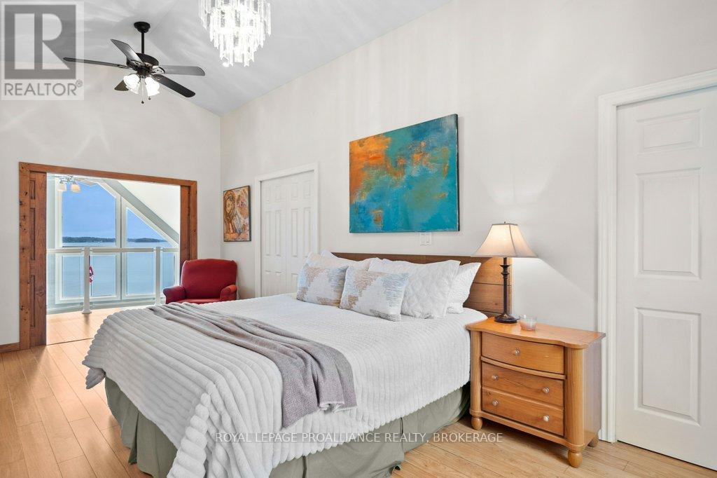 243 LEONE'S COVE LANE - 33