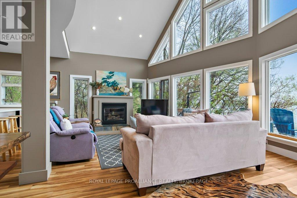 243 LEONE'S COVE LANE - 8