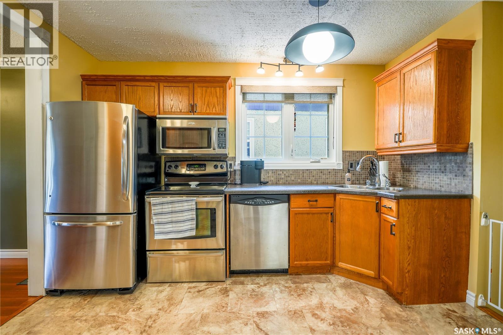 334 Robinson STREET - 9