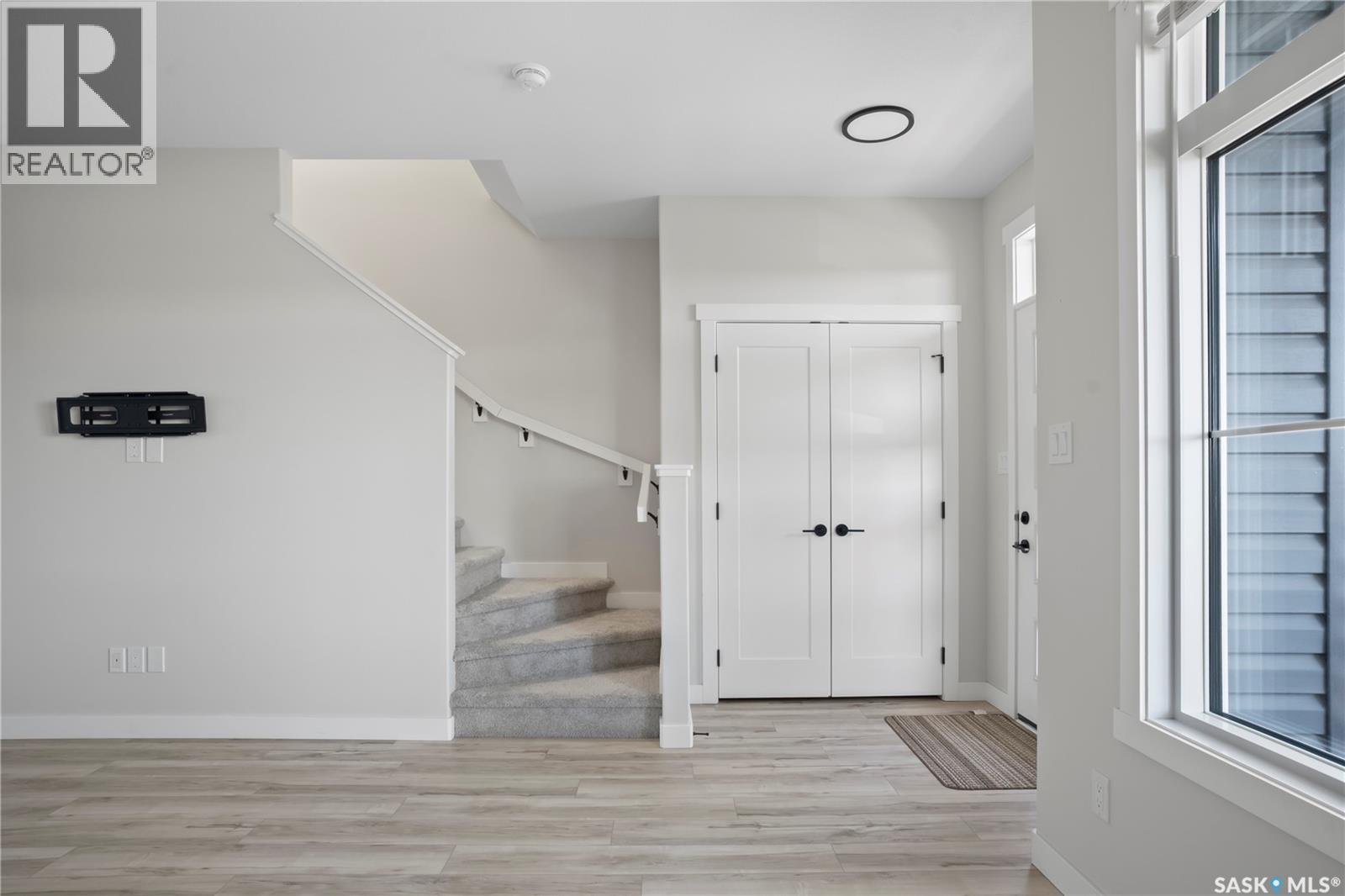 4744 Buckingham DRIVE - 6