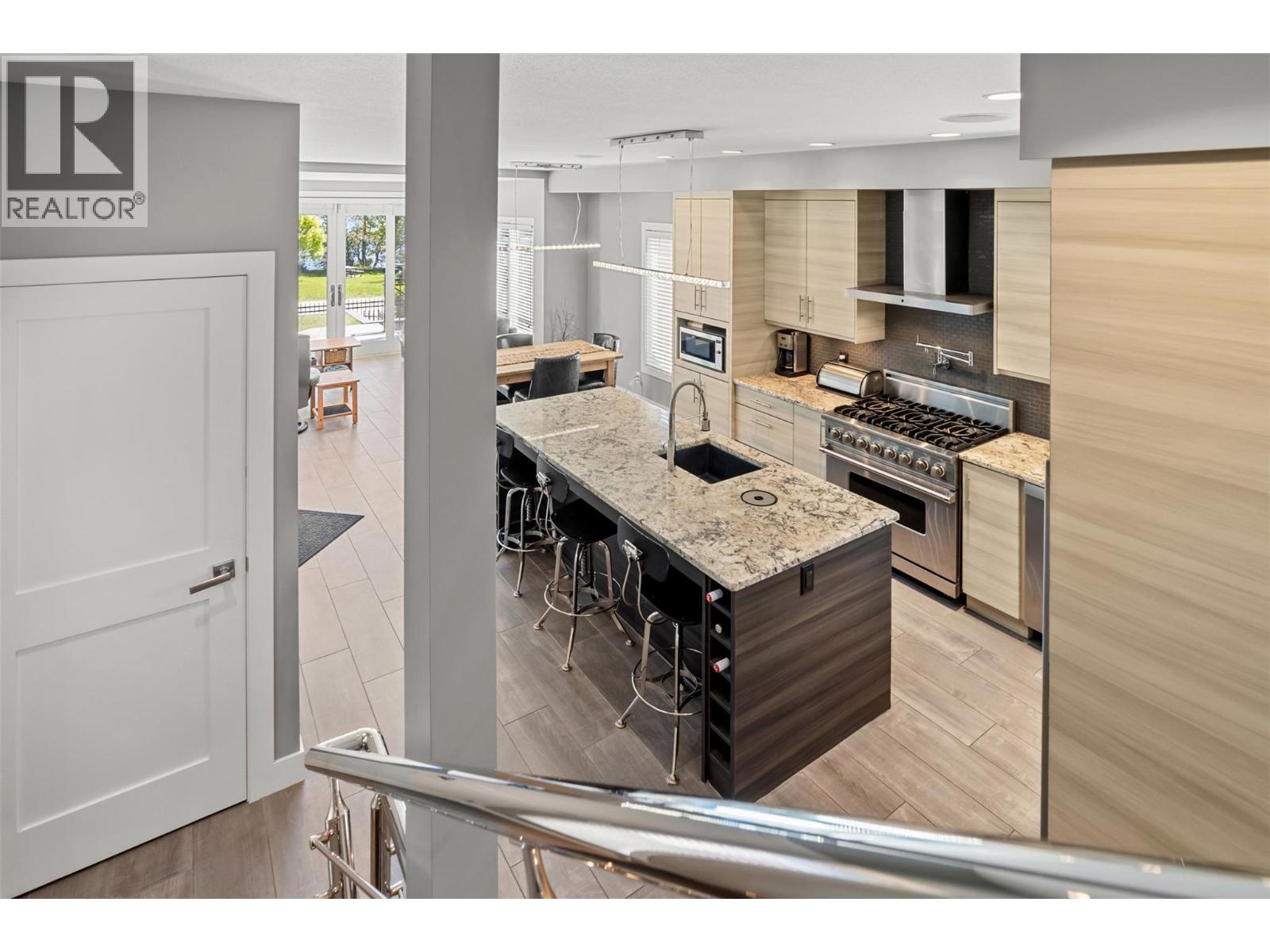 12206 Lakeshore Drive S - 42