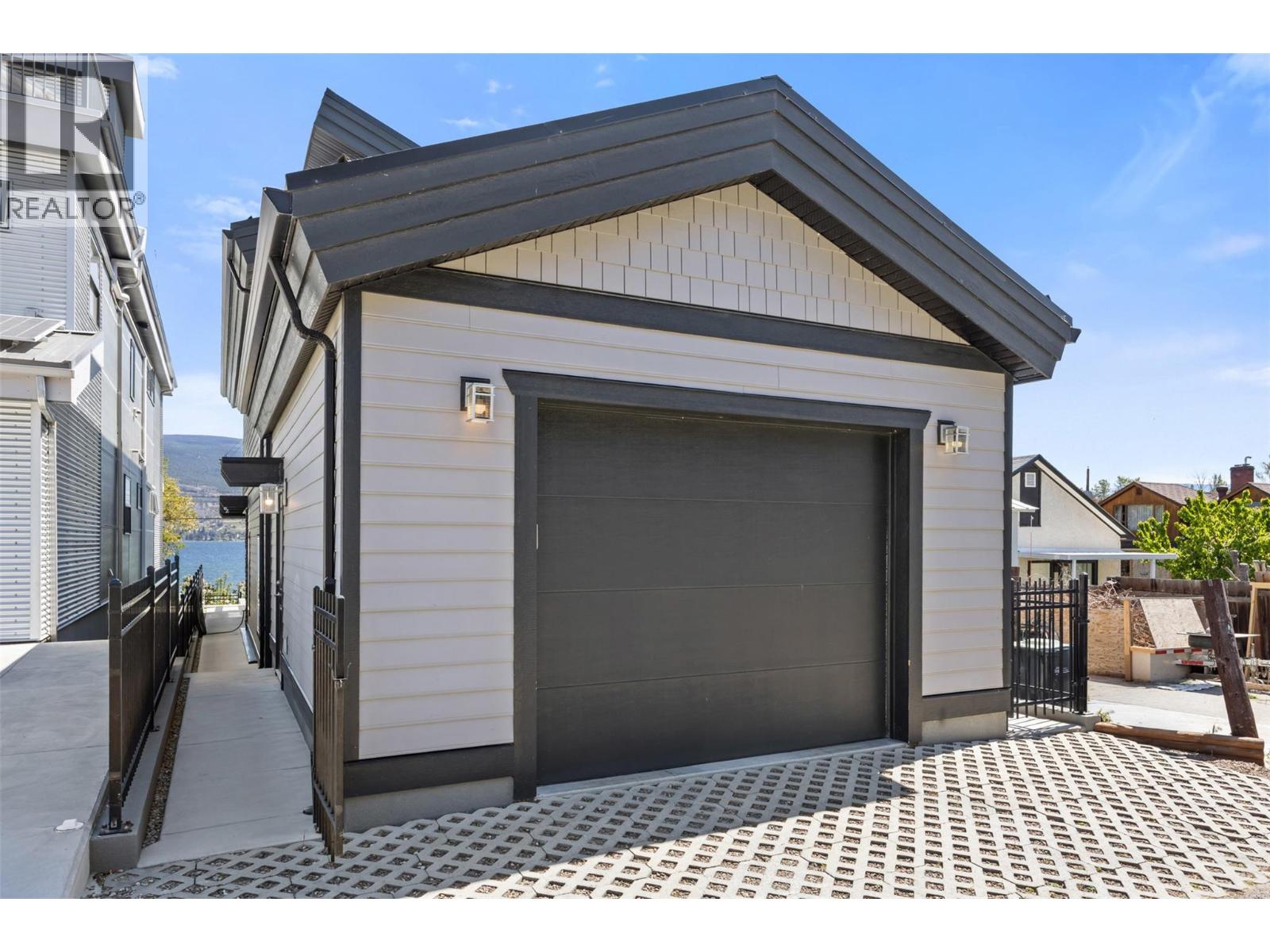 12206 Lakeshore Drive S - 48
