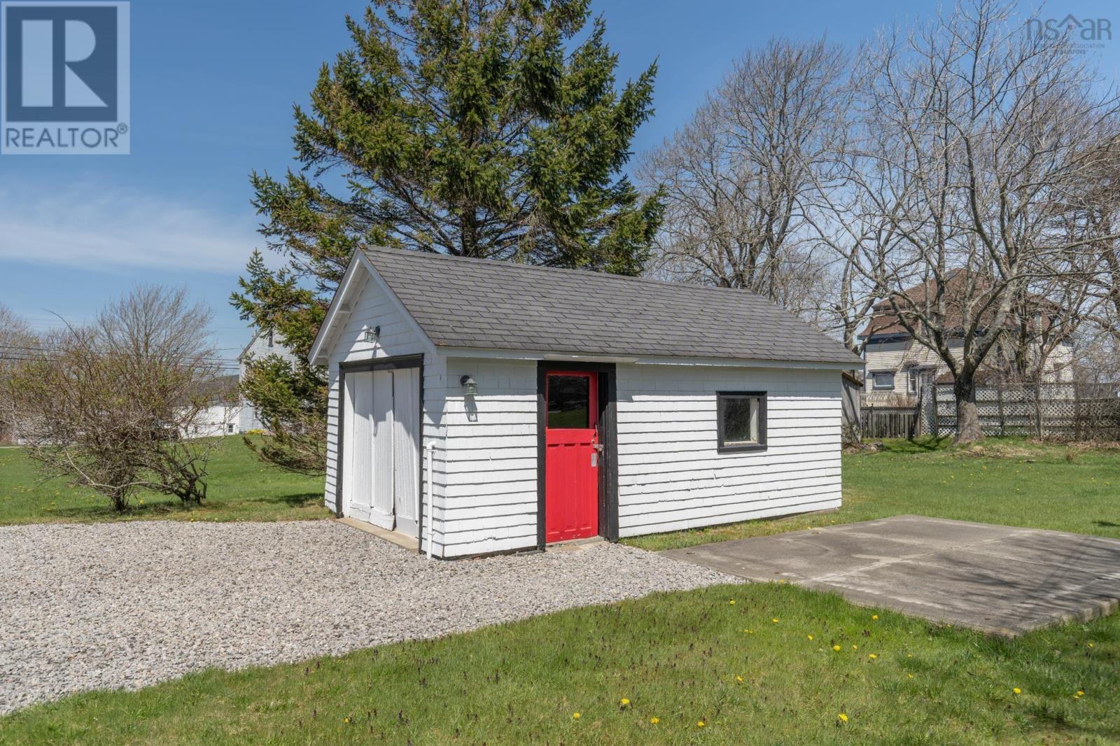 Property 22 of 30 of 6 Huntington Street