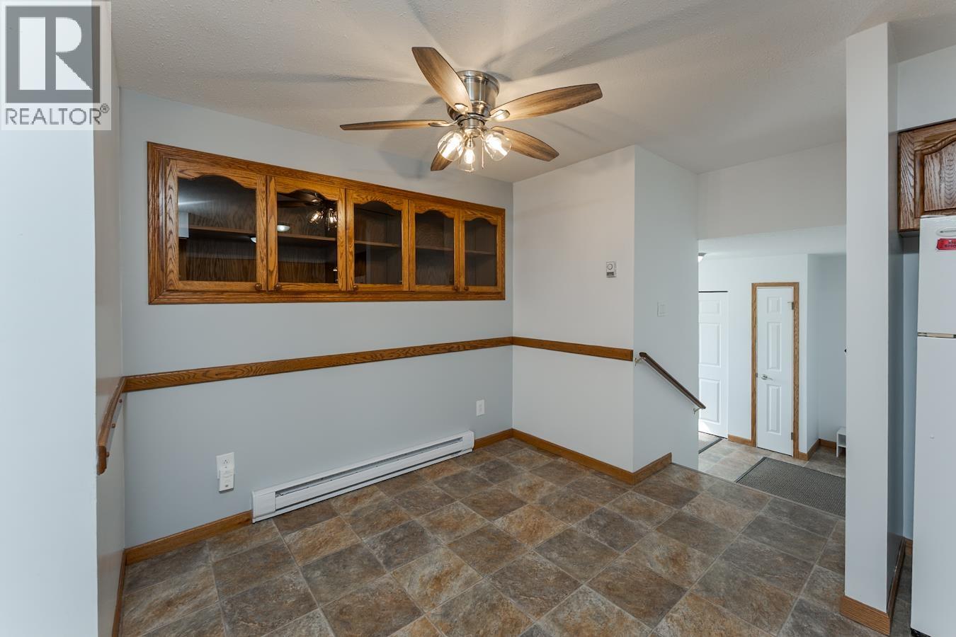 4642 MARTIN ROAD - 10