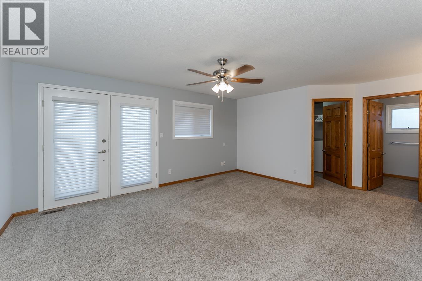 4642 MARTIN ROAD - 13