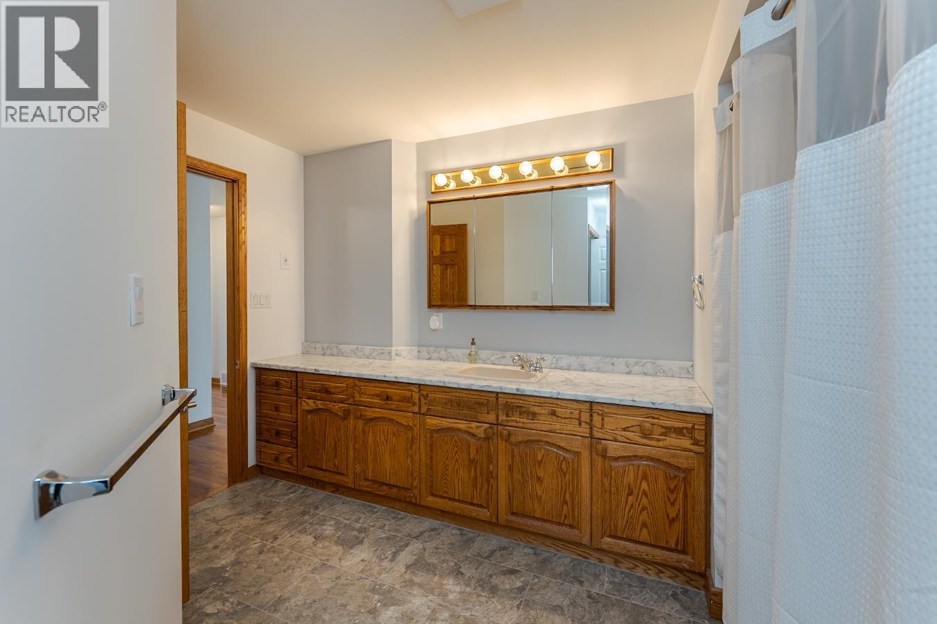 4642 MARTIN ROAD - 18