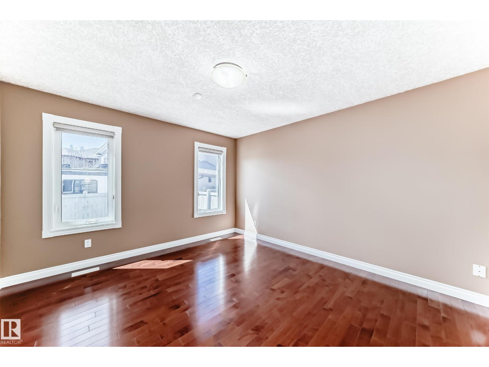 1221 CUNNINGHAM DR SW, Edmonton