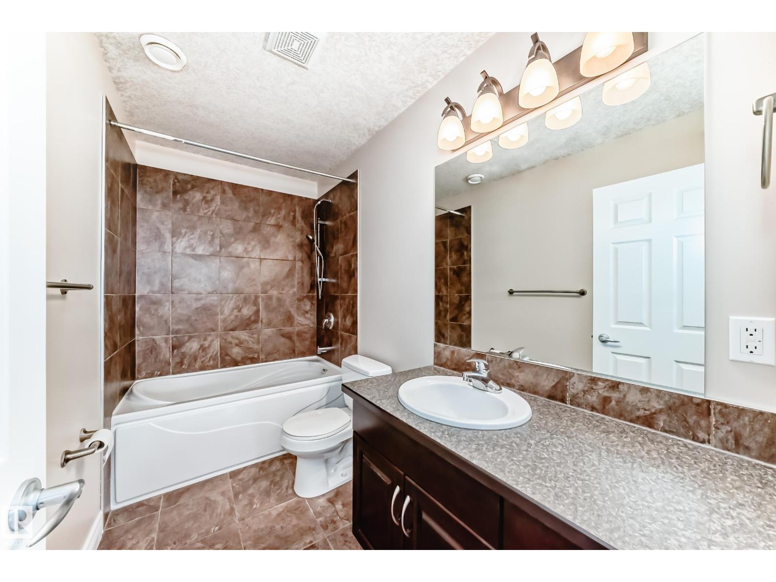 1221 CUNNINGHAM DR SW, Edmonton