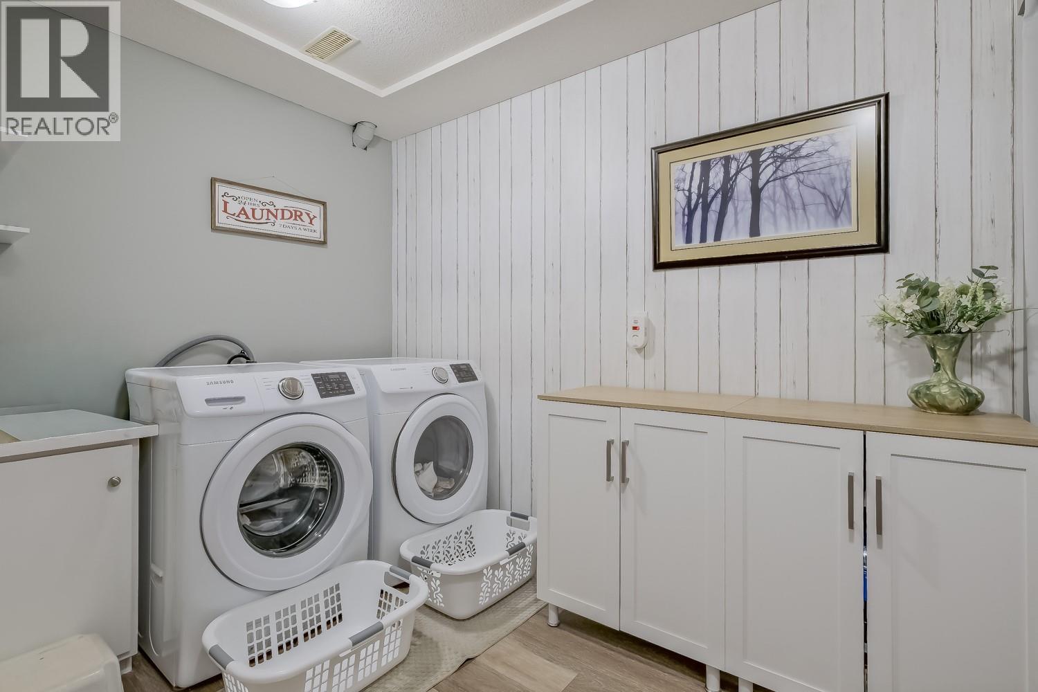 853 Toovey Road - 32