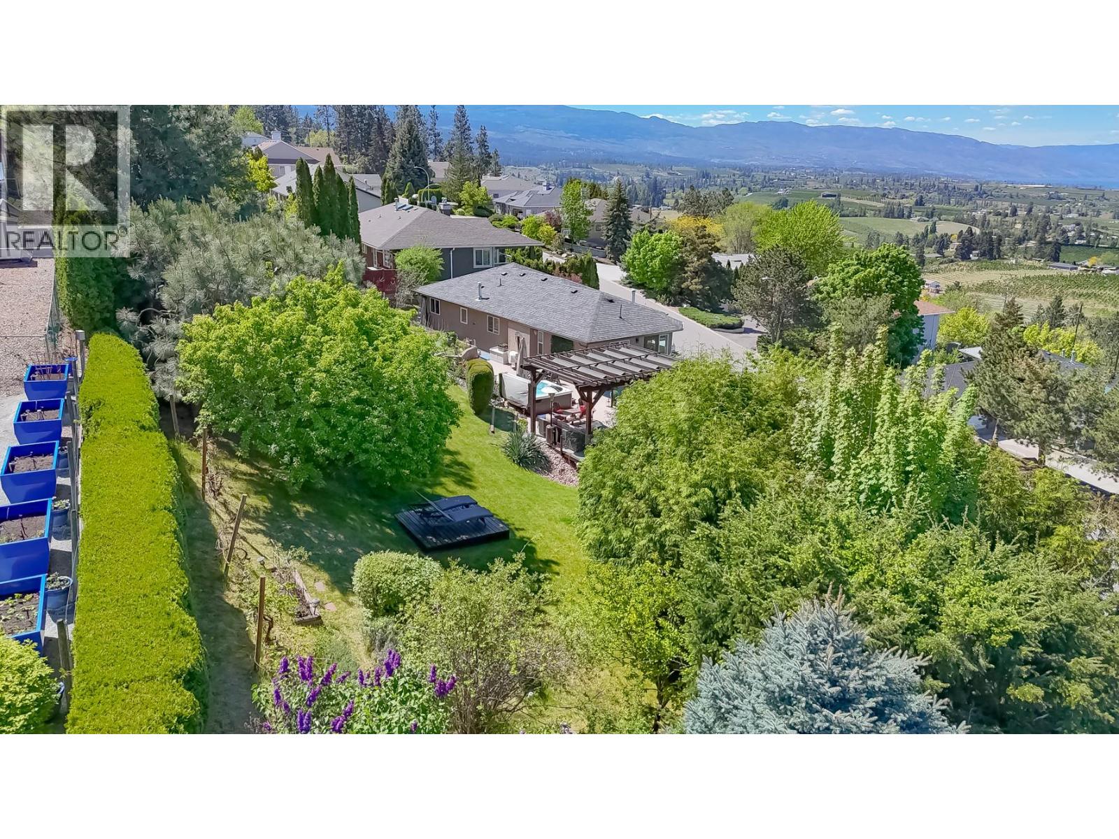 853 Toovey Road - 48
