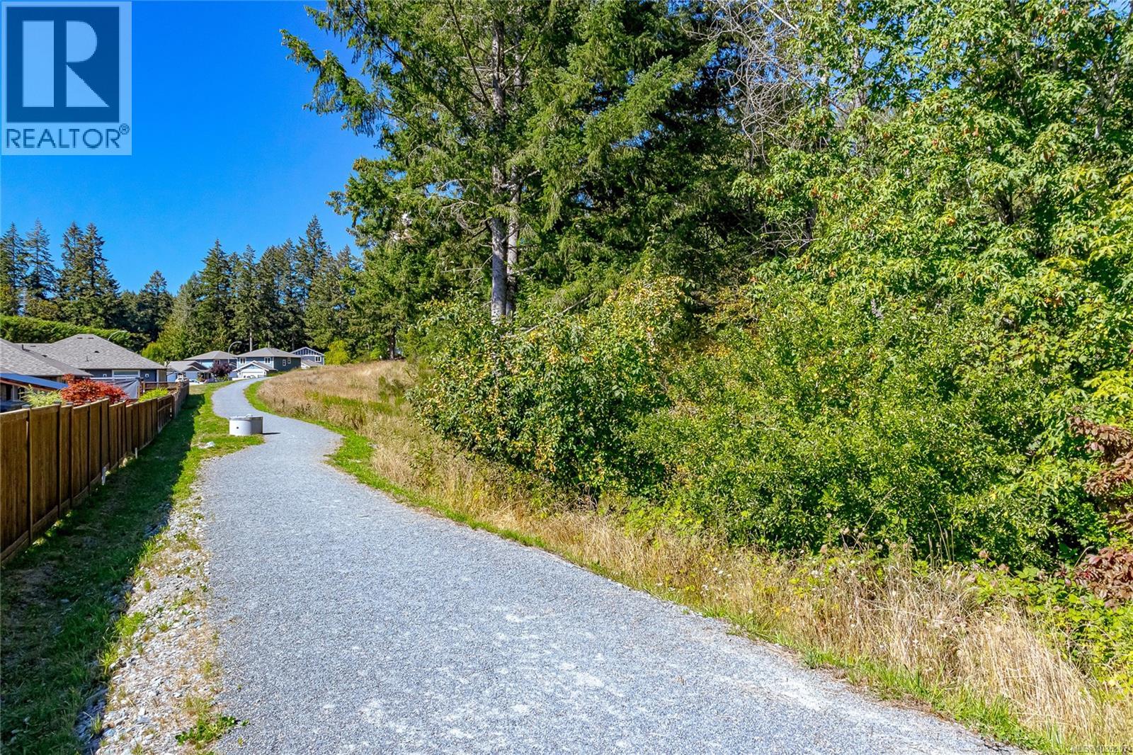#8 3208 Gibbins Rd - 29