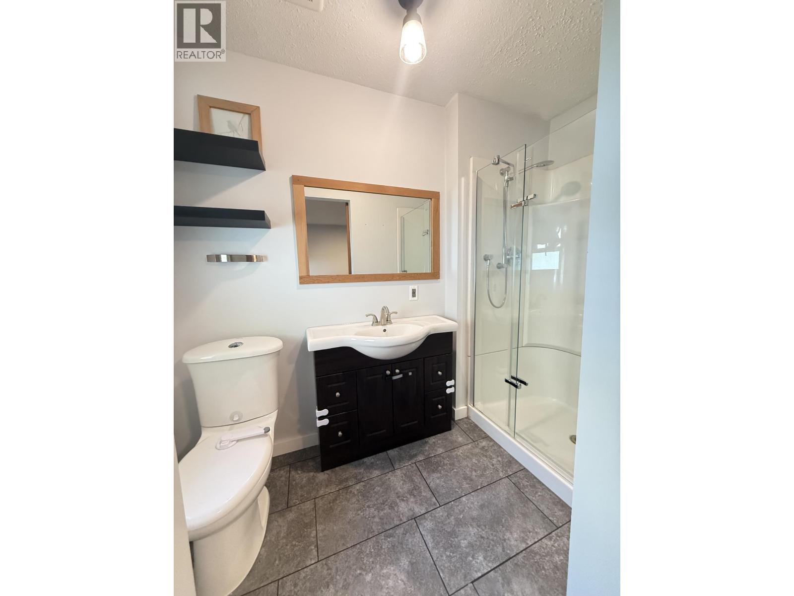 2412 BELLEVUE DRIVE - 10