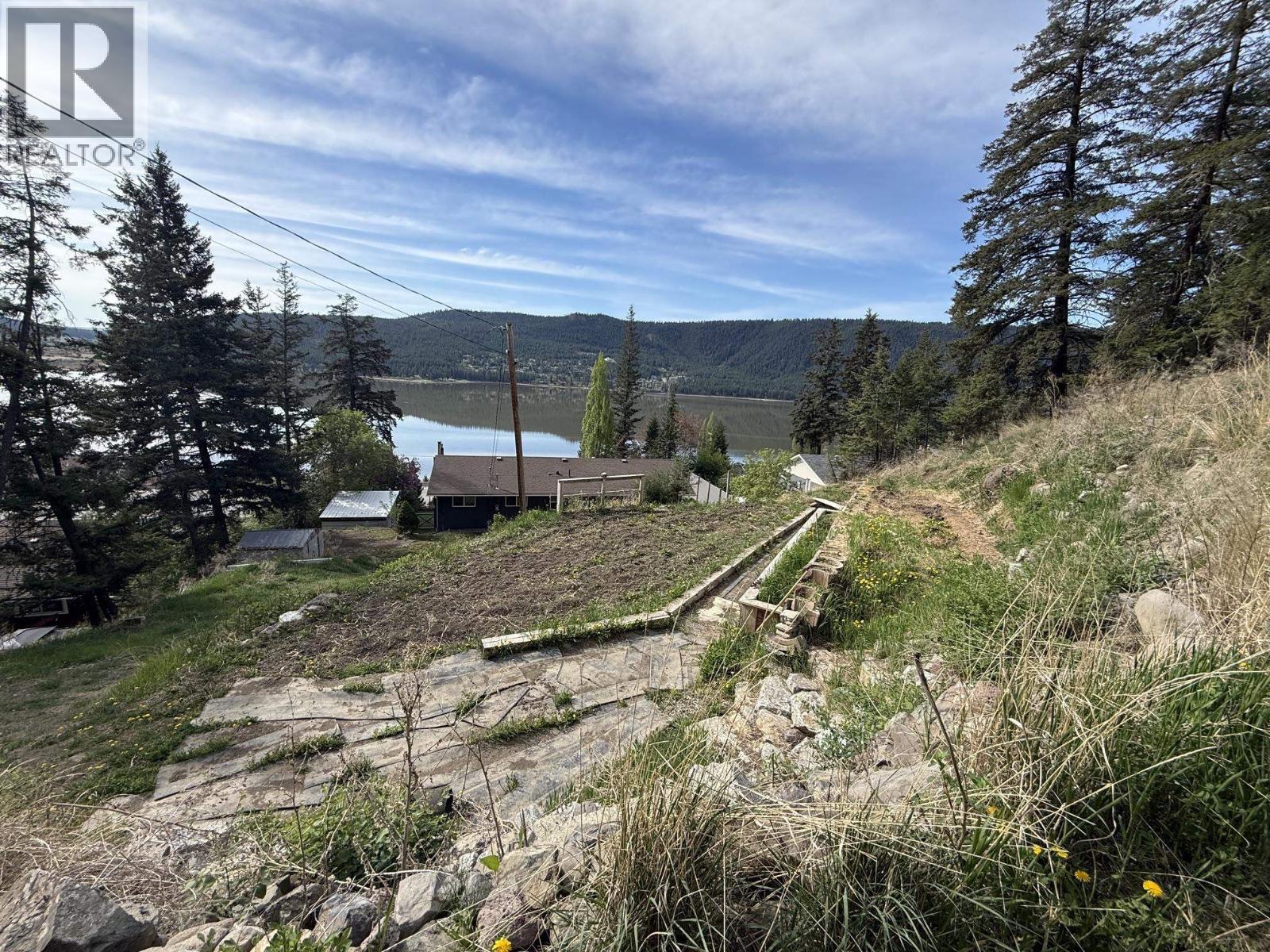 2412 BELLEVUE DRIVE - 29