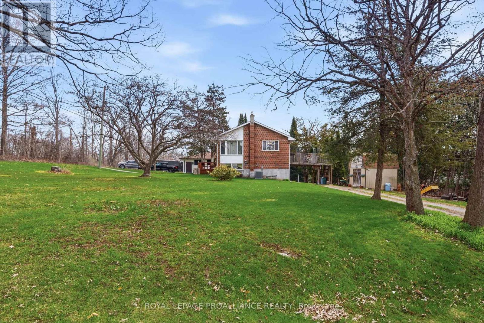 131 LOCK ROAD - 36
