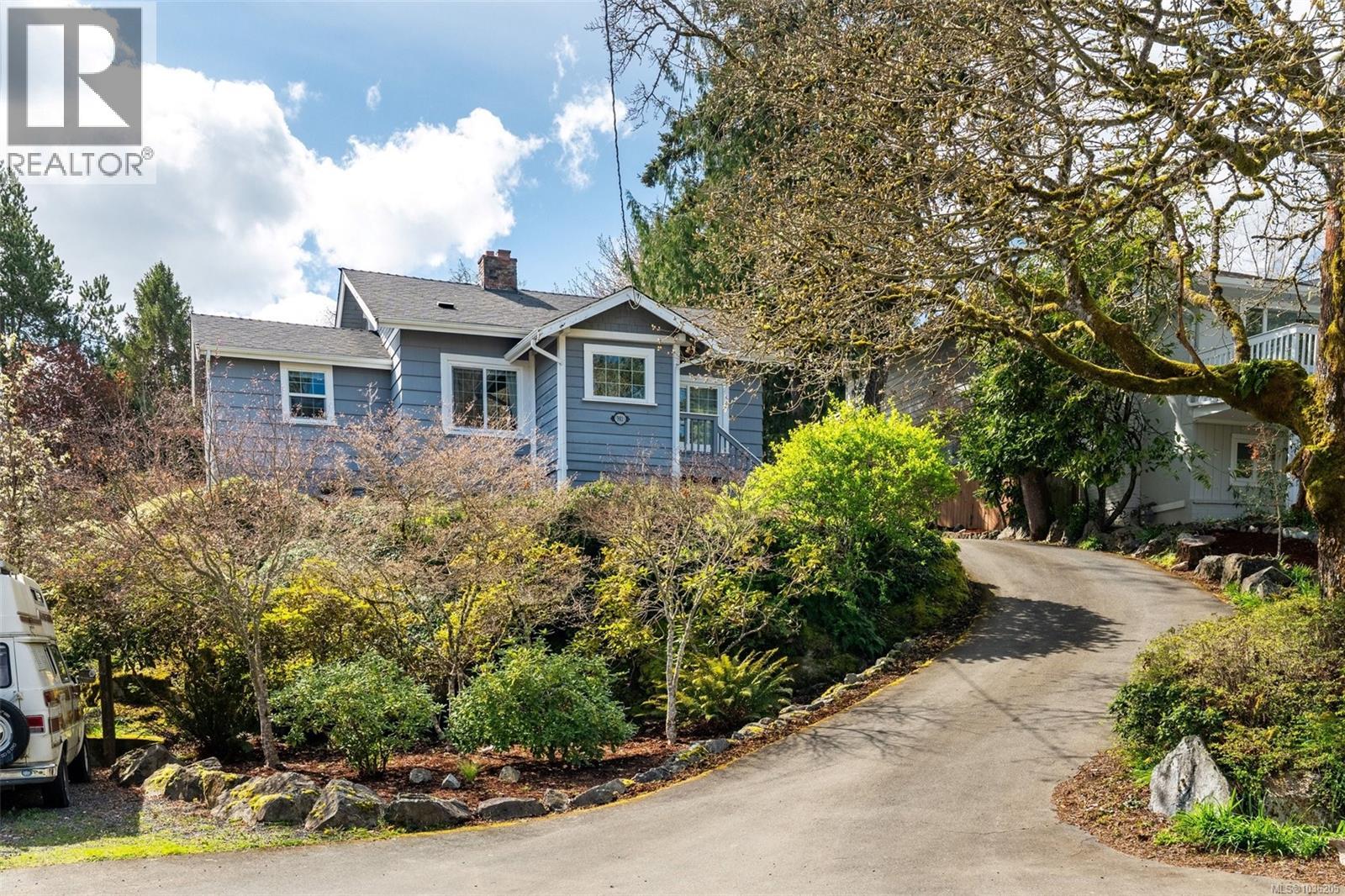 981 Violet Ave - 3