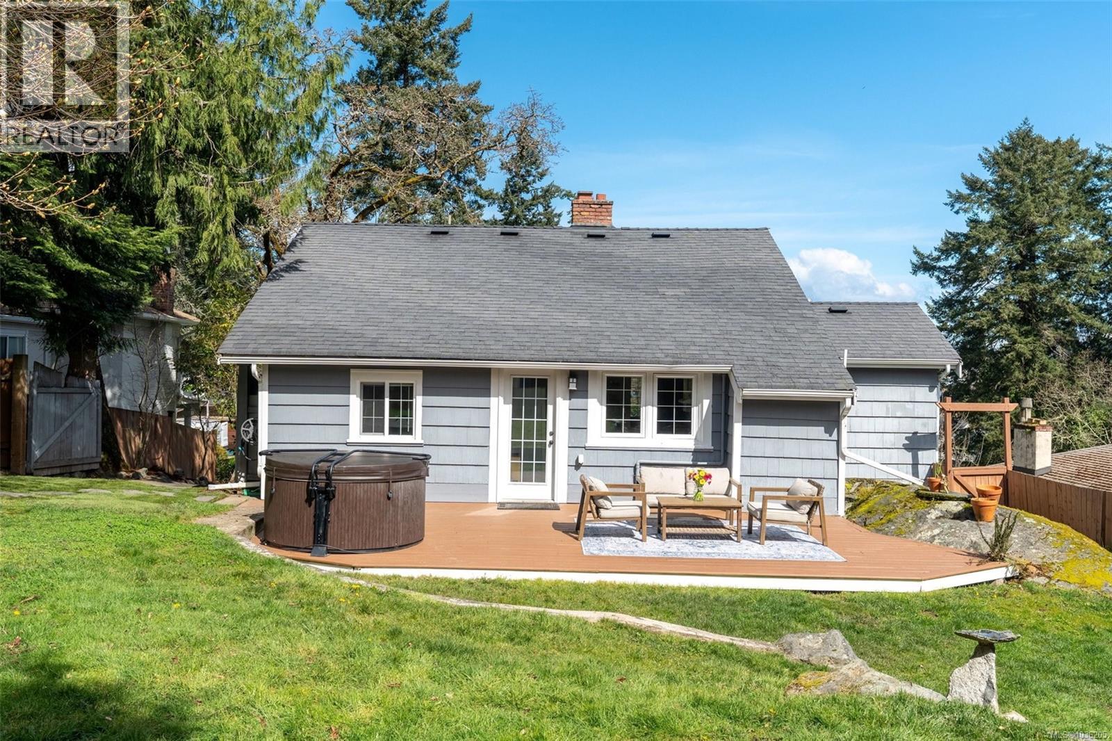 981 Violet Ave - 35