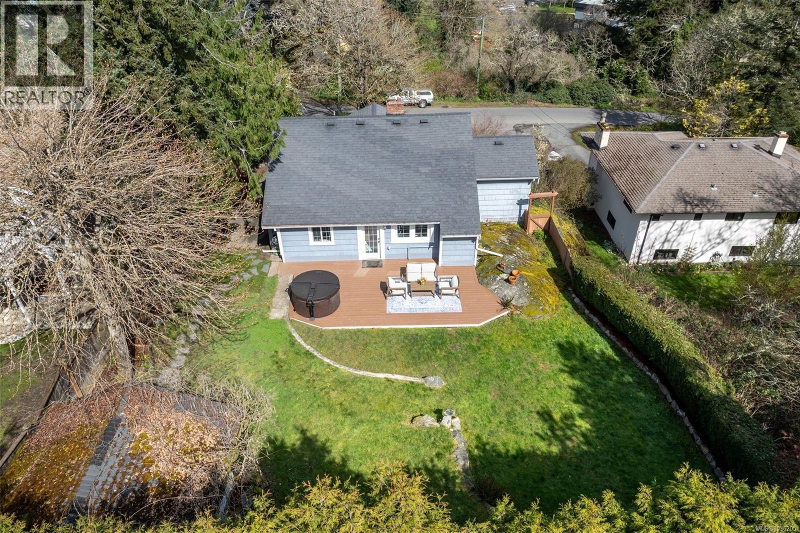 981 Violet Ave - 37
