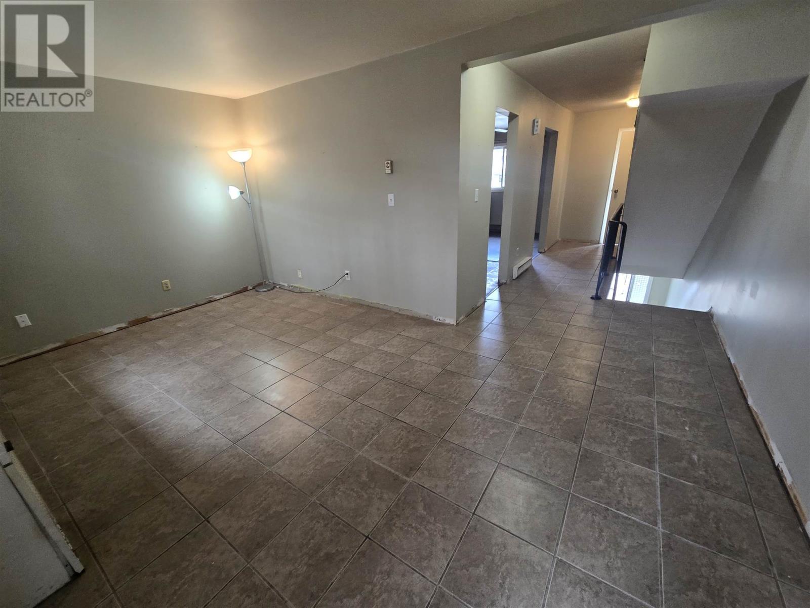 55 Tokyo CRES, Elliot Lake, Ontario, P5A2S1 — Photo 12