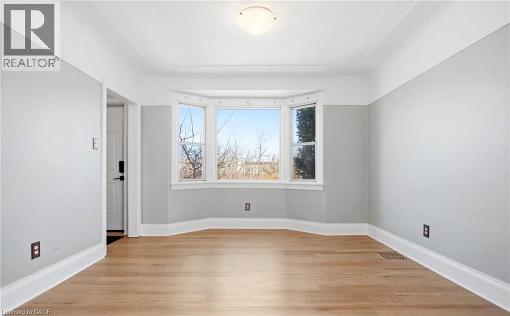 542 WALMER Road Unit# Upper, Hamilton, Ontario, L8H3E6 — Photo 14