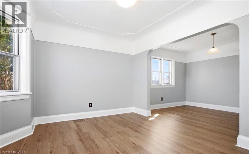 542 WALMER Road Unit# Upper, Hamilton, Ontario, L8H3E6 — Photo 17