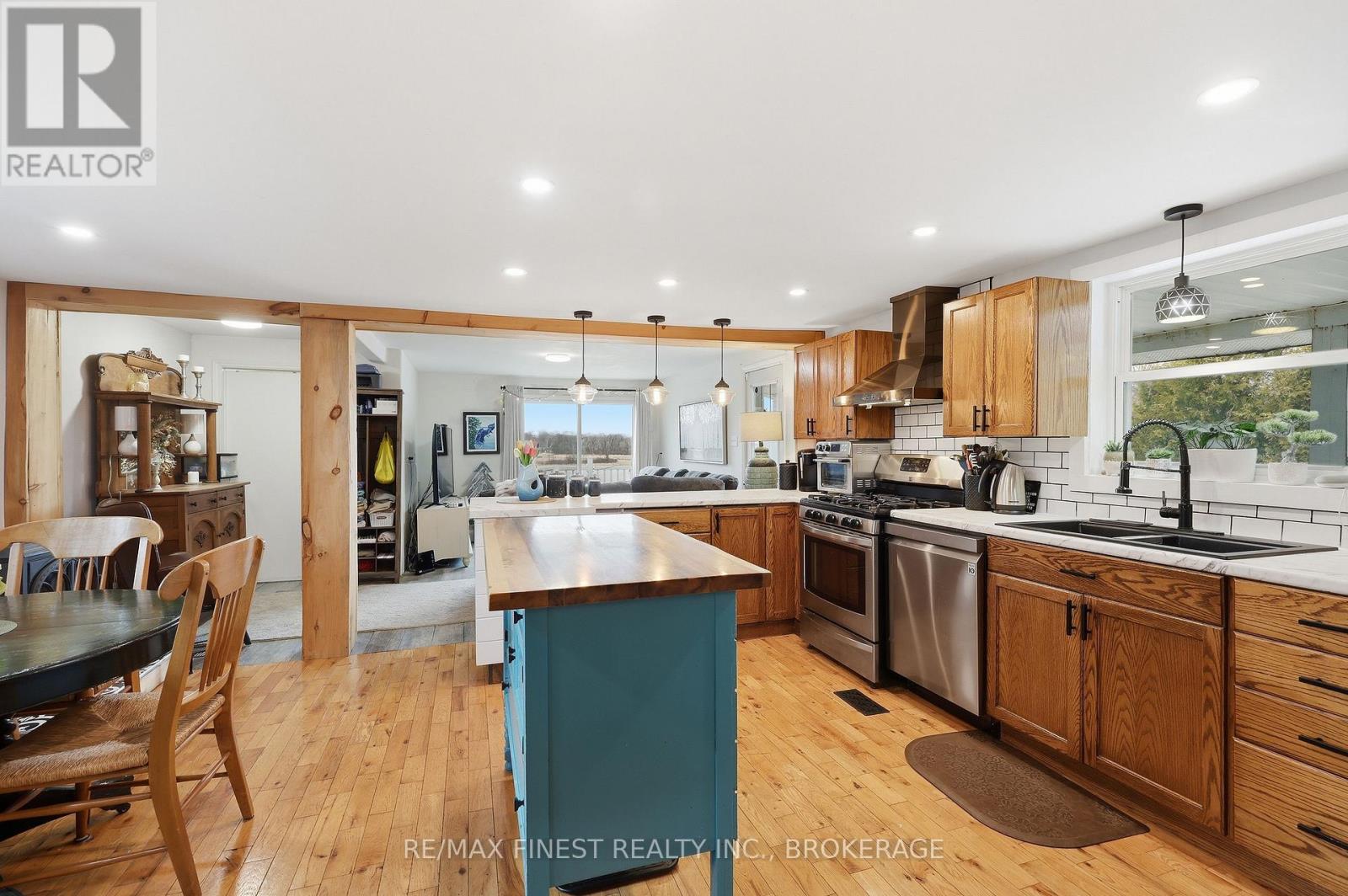 731B COUNTY ROAD 9 - 12