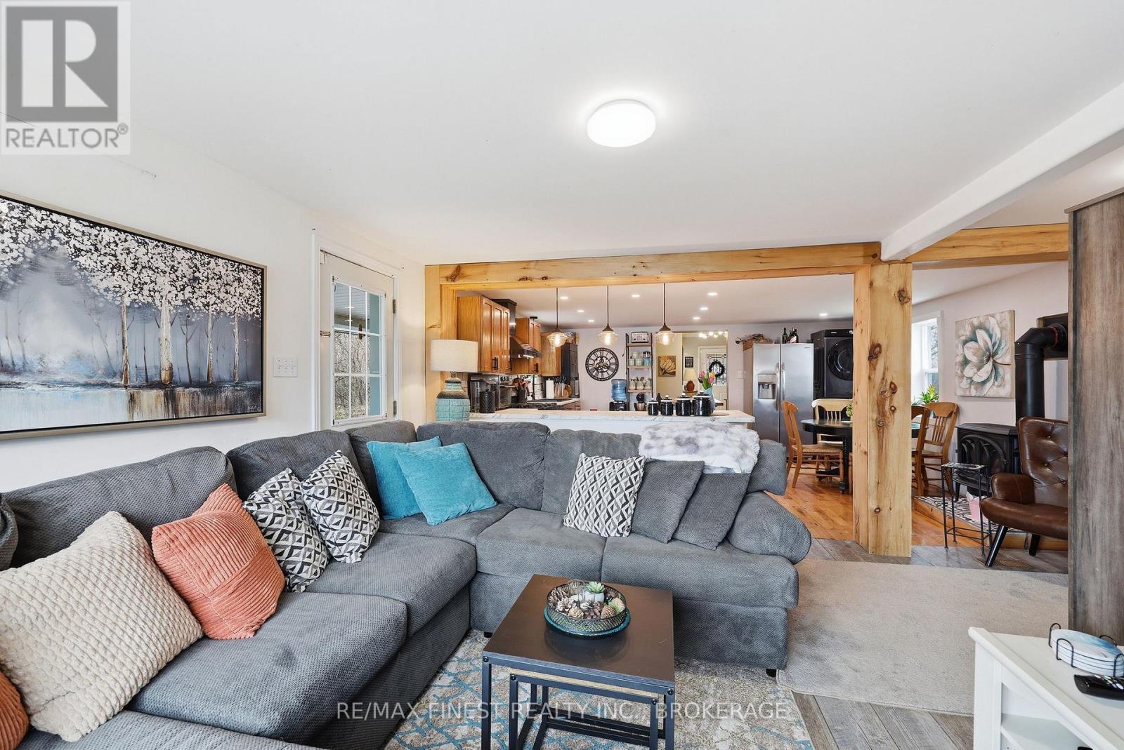 731B COUNTY ROAD 9 - 22