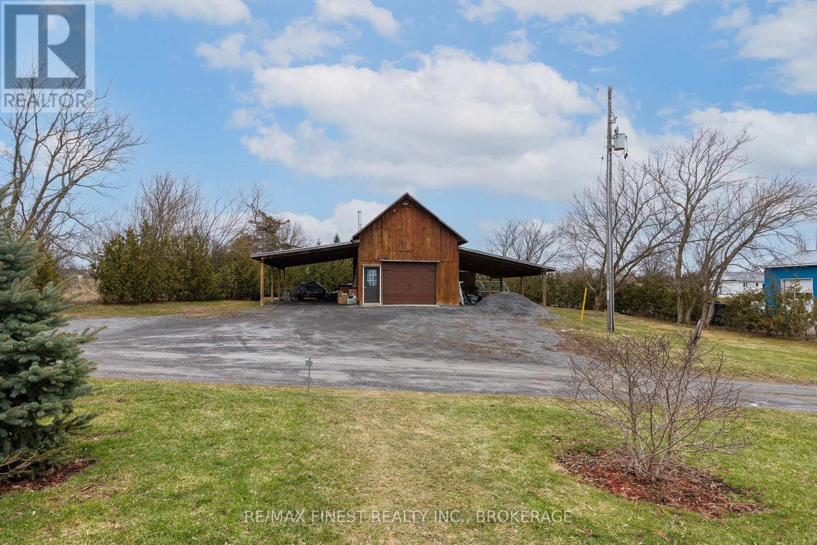 731B COUNTY ROAD 9 - 43