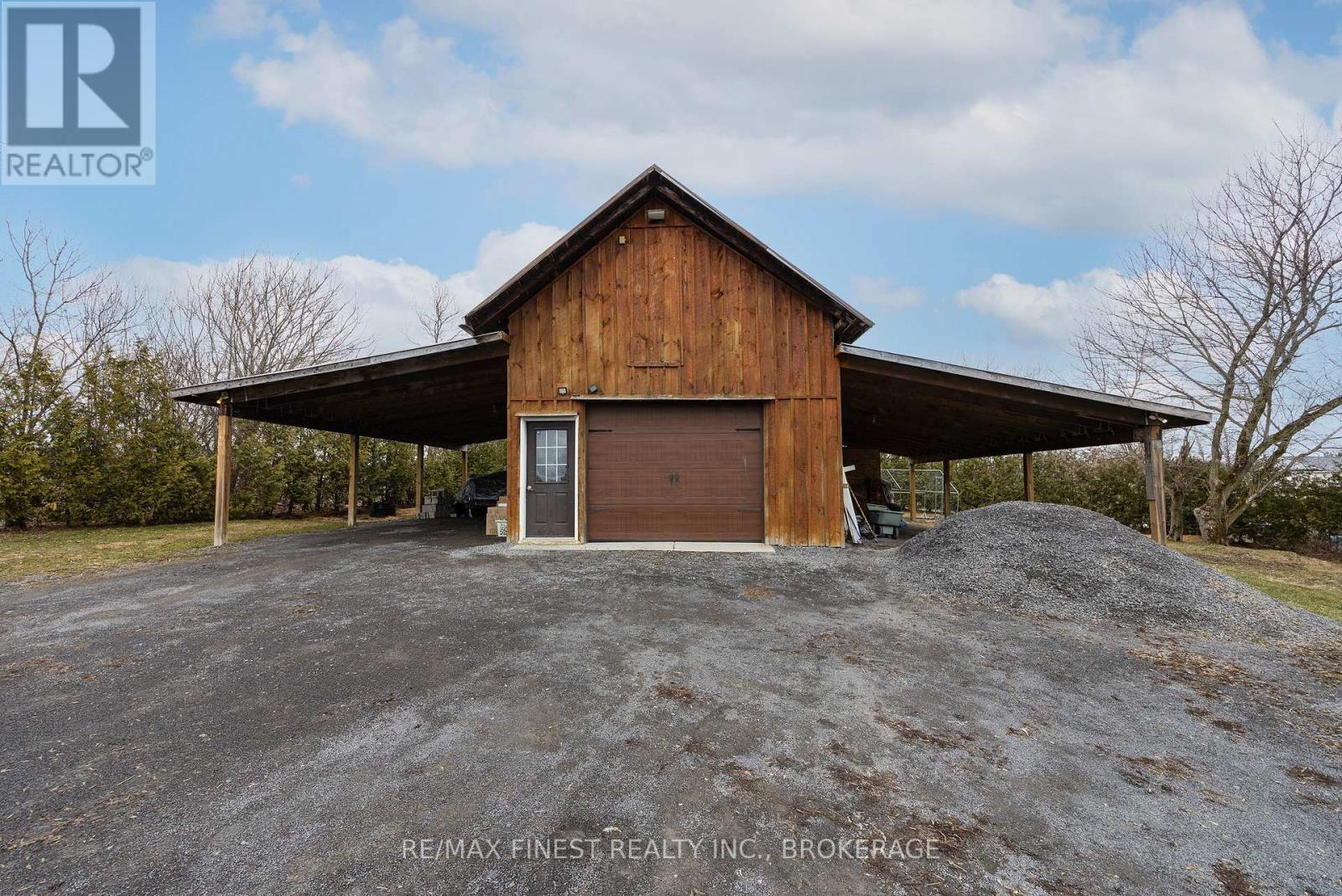 731B COUNTY ROAD 9 - 44