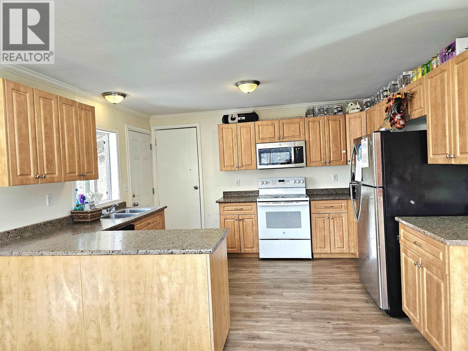 131 6TH AVENUE - 8