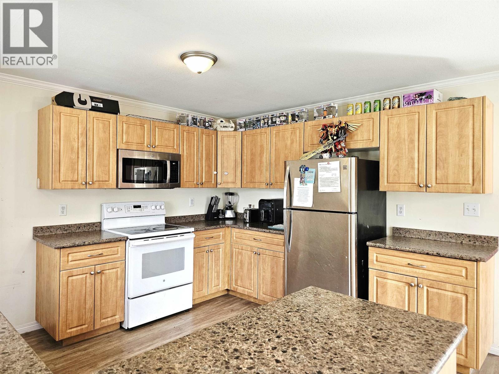 131 6TH AVENUE - 10
