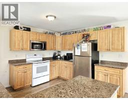 Den - 131 6th Avenue, Burns Lake, BC V0J1E0 Photo 10