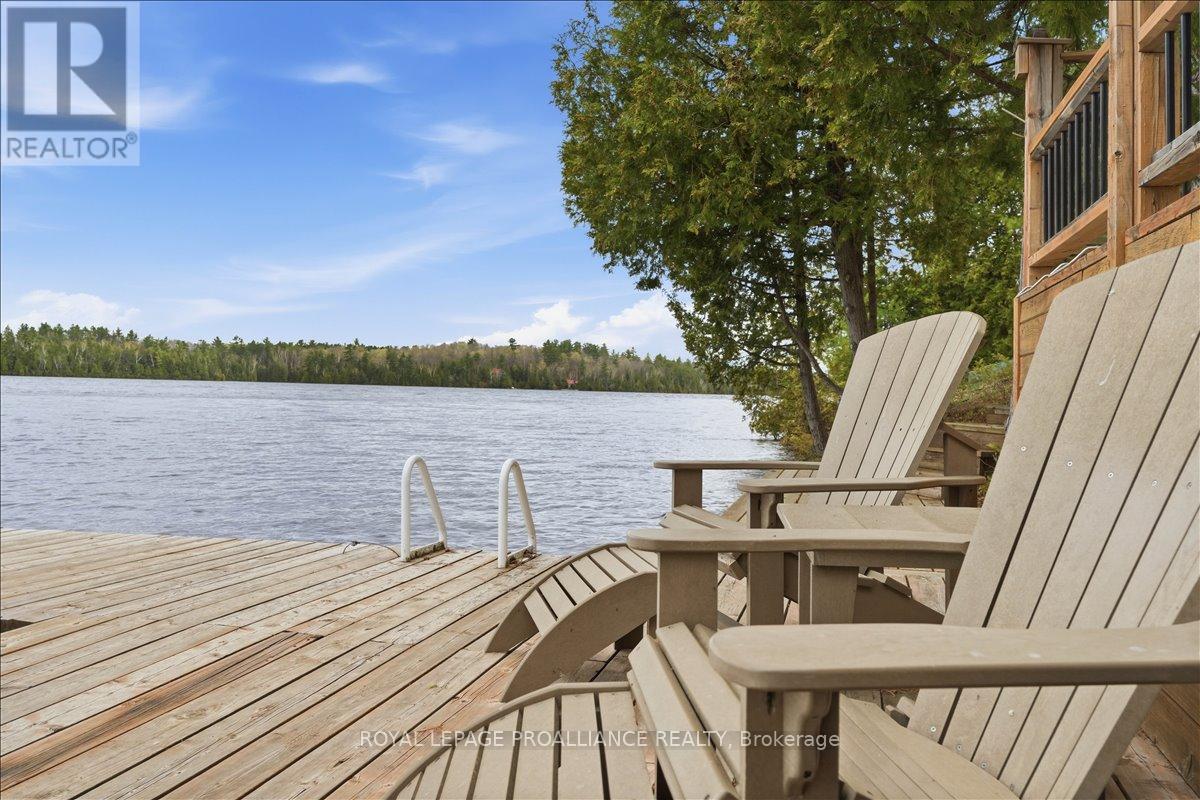 2069 BROWNS BAY LANE - 32