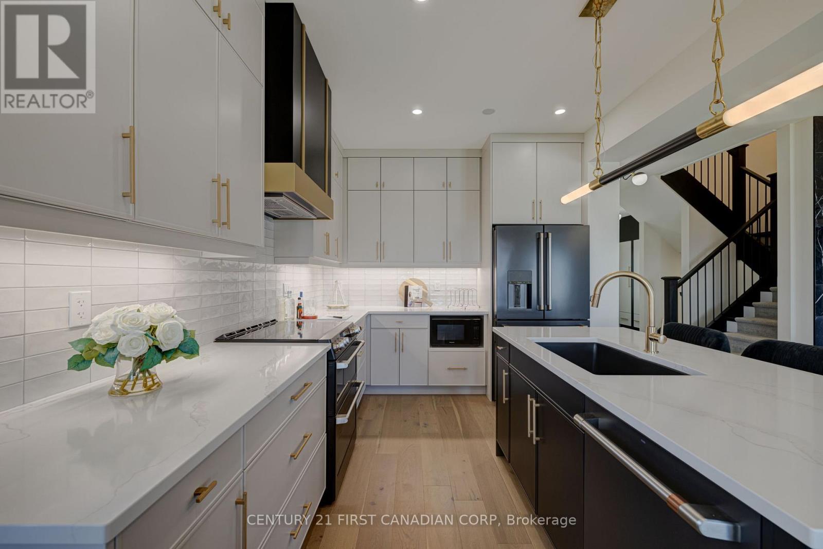 133 BASIL CRESCENT - 15