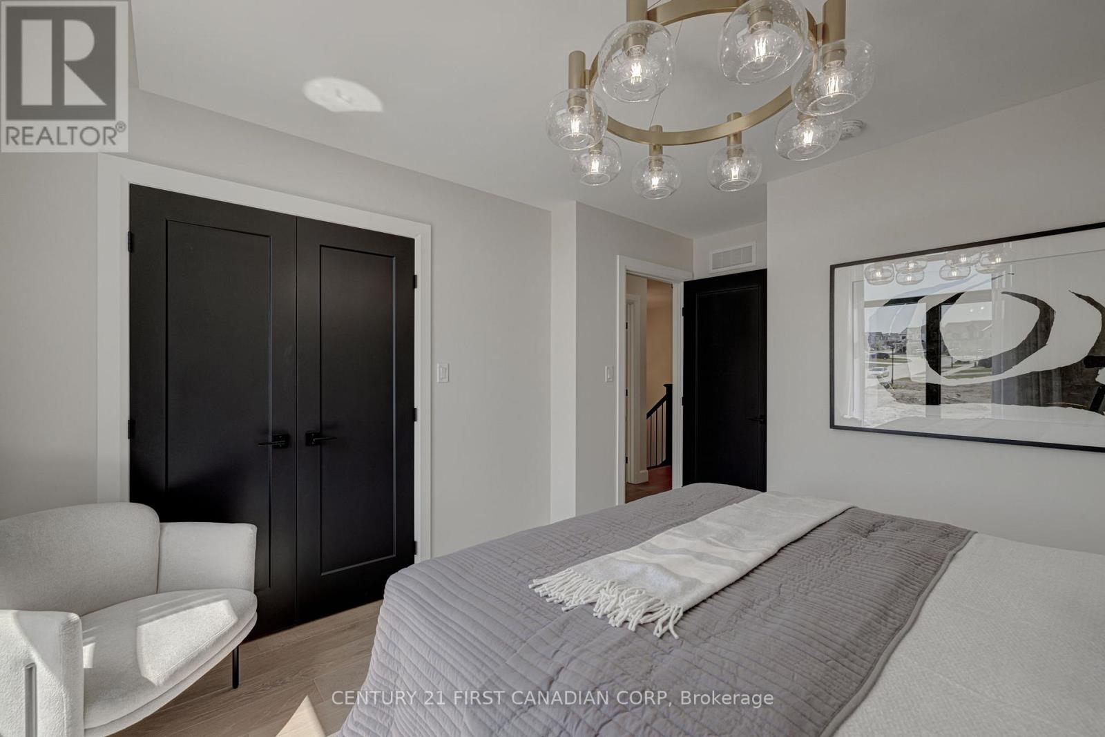 133 BASIL CRESCENT - 26