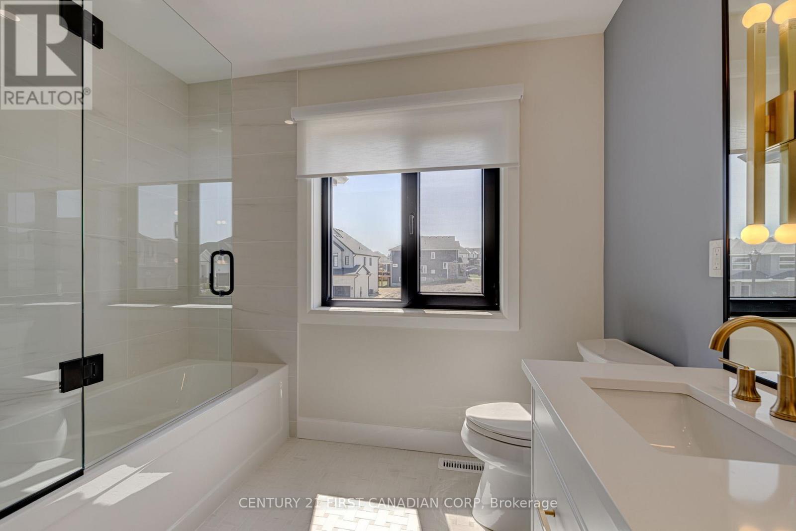 133 BASIL CRESCENT - 28
