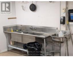 2300 Wharncliffe Road S, London South, ON N6P1L1 Photo 15