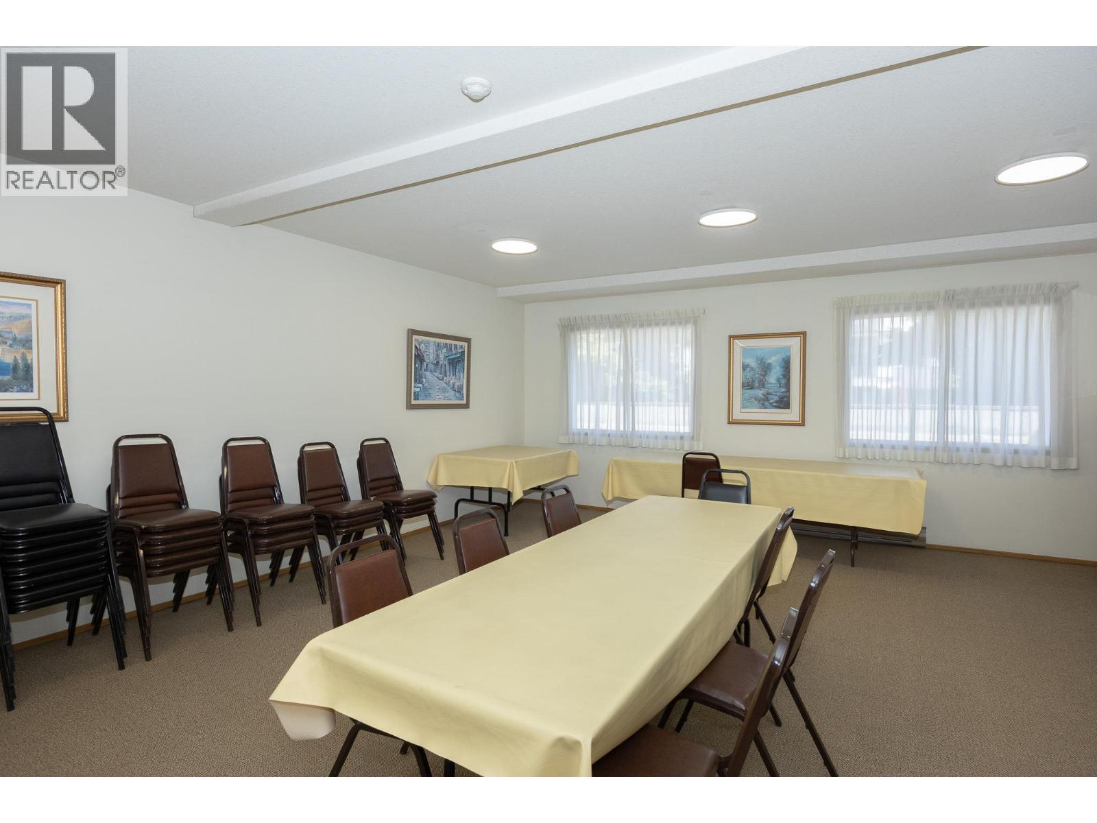 1610 Gordon Drive Unit# 202, Kelowna