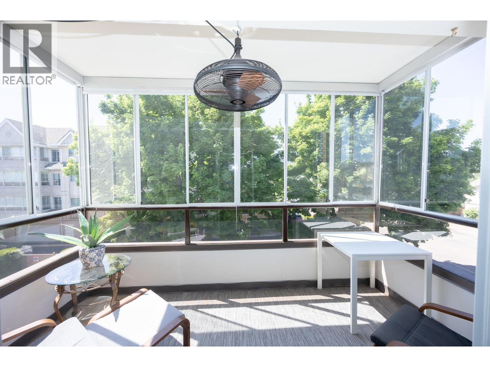 1610 Gordon Drive Unit# 202, Kelowna