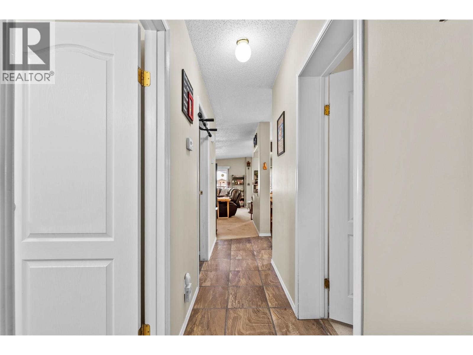 1309 Spruce Avenue - 12