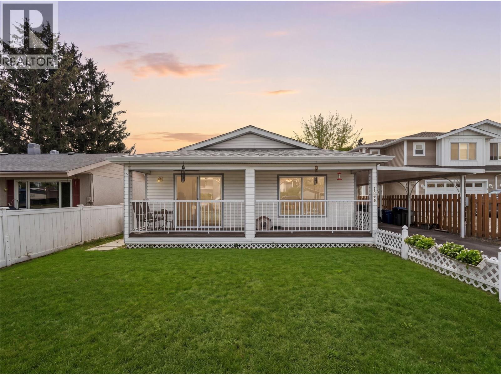 1309 Spruce Avenue - Image 2