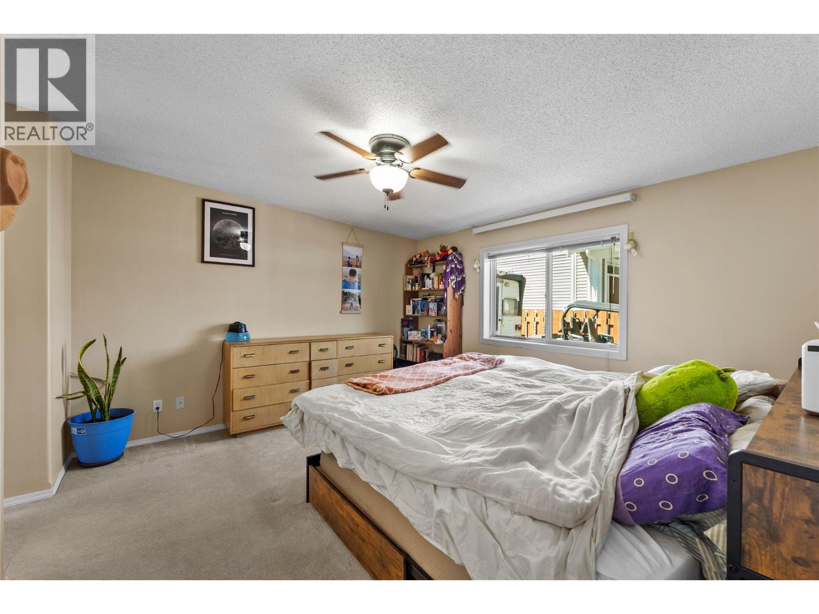 1309 Spruce Avenue - 16